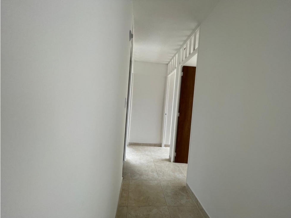 Apartamento en venta en Urbanizacion Arizona, Cali · foto 14 de 20