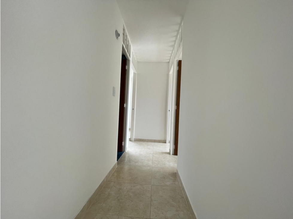 Apartamento en venta en Urbanizacion Arizona, Cali · foto 16 de 20