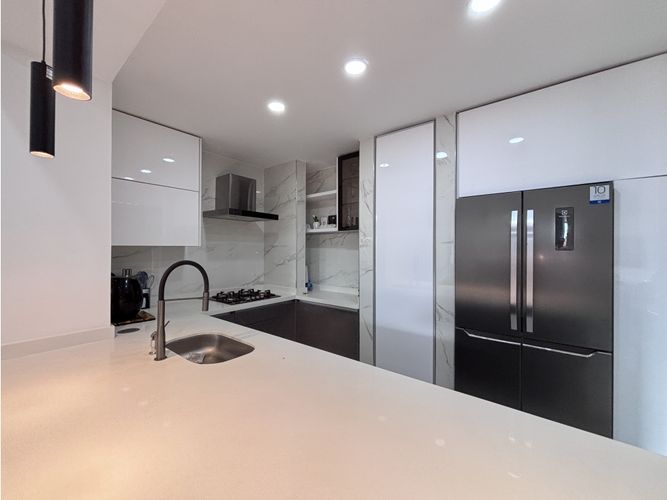 Casa de 3 alcobas en venta en El Castillo, Jamundí, 209 m² · foto 9 de 24