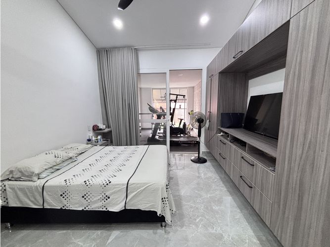 Casa de 3 alcobas en venta en El Castillo, Jamundí, 209 m² · foto 14 de 24