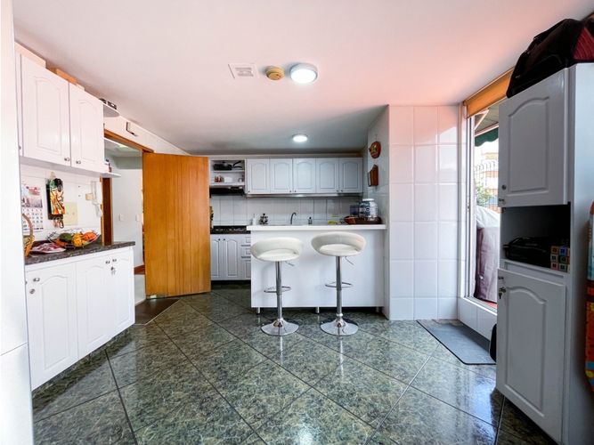 Apartamento de 3 alcobas en venta en Chicó Navarra, Bogotá, 134 m² · foto 6 de 20
