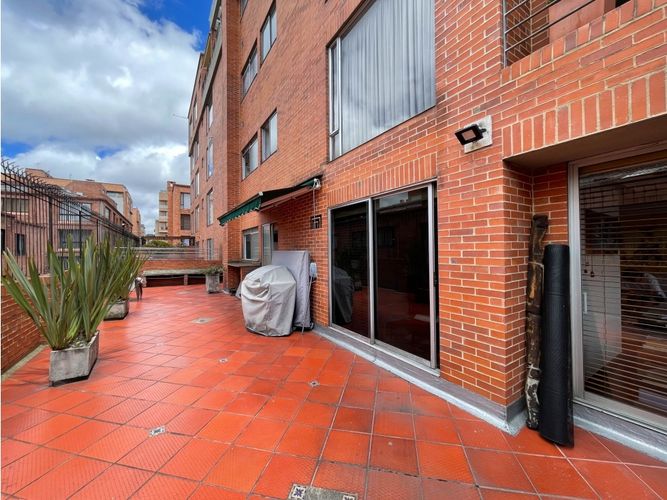 Apartamento de 3 alcobas en venta en Chicó Navarra, Bogotá, 134 m² · foto 11 de 20