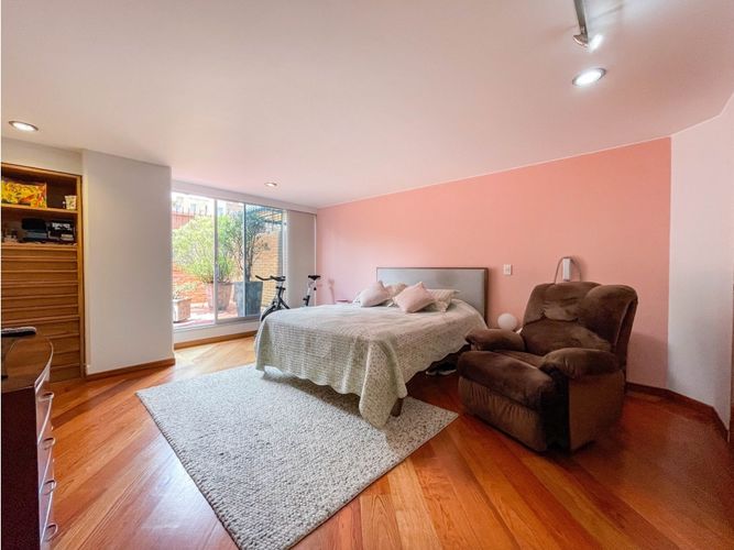Apartamento de 3 alcobas en venta en Chicó Navarra, Bogotá, 134 m² · foto 15 de 20