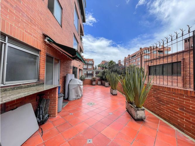 Apartamento de 3 alcobas en venta en Chicó Navarra, Bogotá, 134 m² · foto 19 de 20