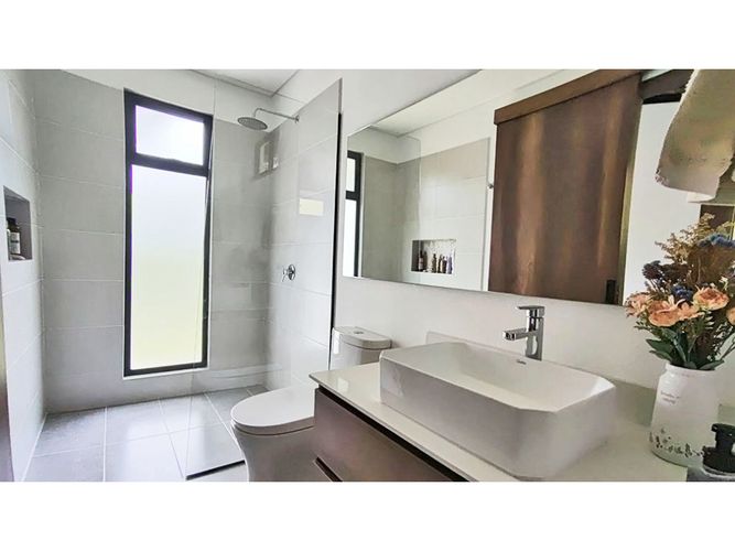 Casa de 3 alcobas en venta en El Retiro, 240 m² · foto 12 de 24