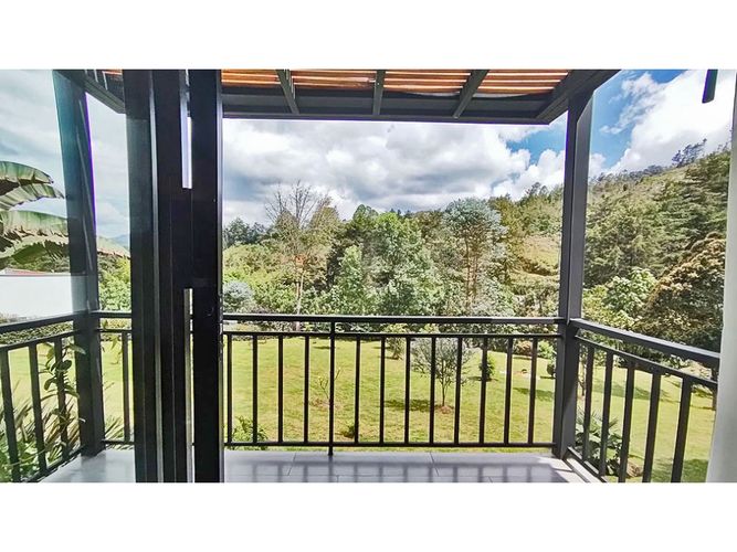 Casa de 3 alcobas en venta en El Retiro, 240 m² · foto 15 de 24