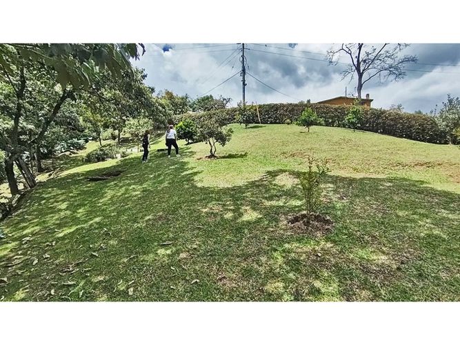 Casa de 3 alcobas en venta en El Retiro, 240 m² · foto 22 de 24
