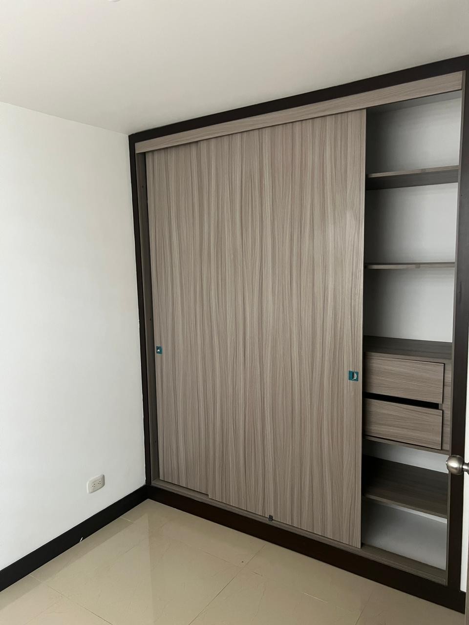 Apartamento en venta en El Progreso, Dosquebradas · foto 4 de 16