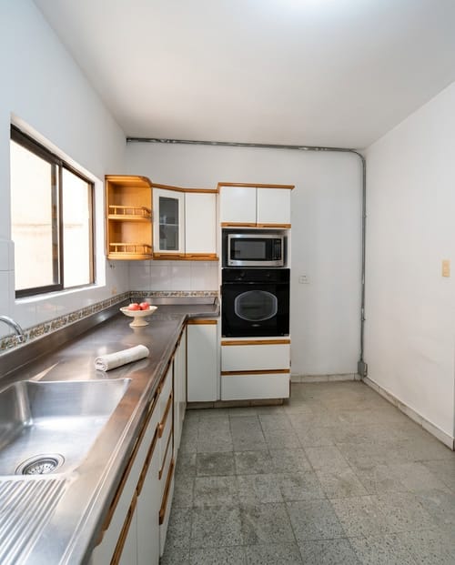 Casa de 6 alcobas en arriendo en Belen Malibu, Medellín, 300 m² · foto 16 de 23