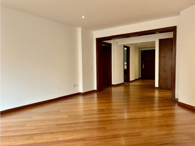 Apartamento en venta en Chicó Reservado, Bogotá · foto 4 de 24