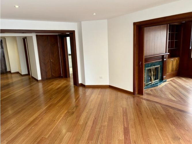 Apartamento en venta en Chicó Reservado, Bogotá · foto 7 de 24