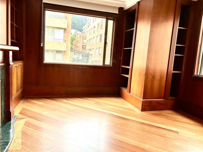 Apartamento en venta en Chicó Reservado, Bogotá · foto 8 de 24