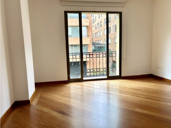 Apartamento en venta en Chicó Reservado, Bogotá · foto 17 de 24