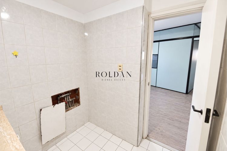 Oficina Alquiler Cordon Torre Del Gaucho 3 Privados 60mts Cuadrados Porteria · Foto 8