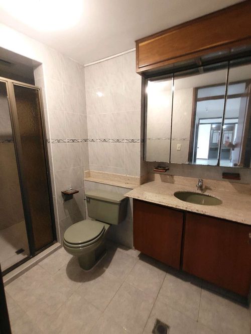 Apartamento de 4 alcobas en venta en Centenario, Cali, 180 m² · foto 12 de 17