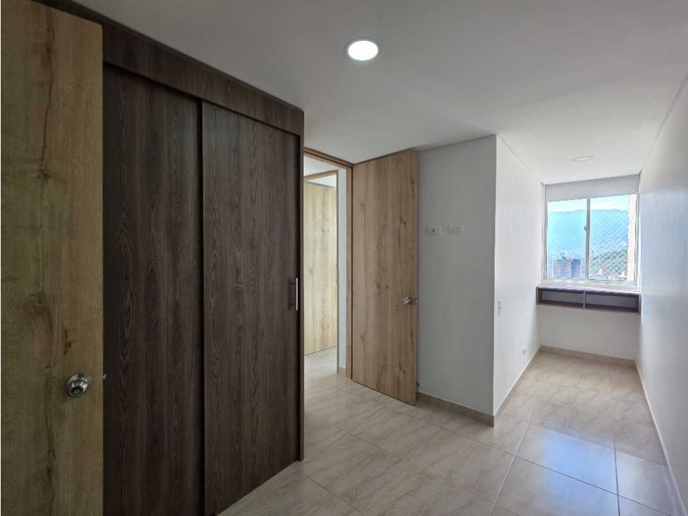 Apartamento en venta en La Pilarica, Medellín · foto 9 de 24