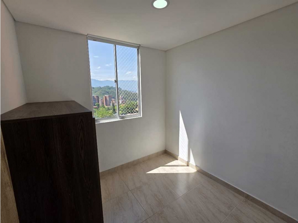 Apartamento en venta en La Pilarica, Medellín · foto 14 de 24