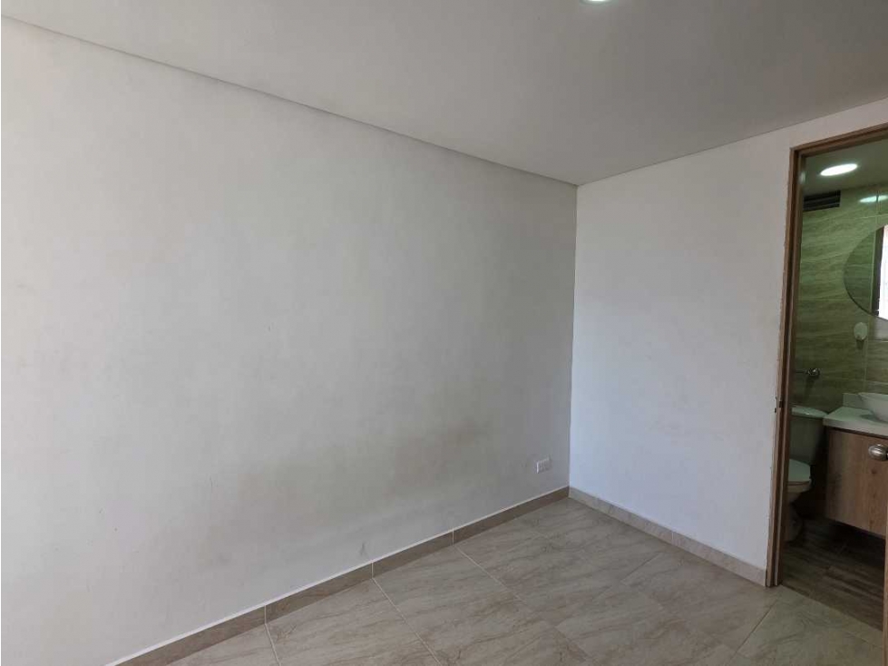 Apartamento en venta en La Pilarica, Medellín · foto 15 de 24
