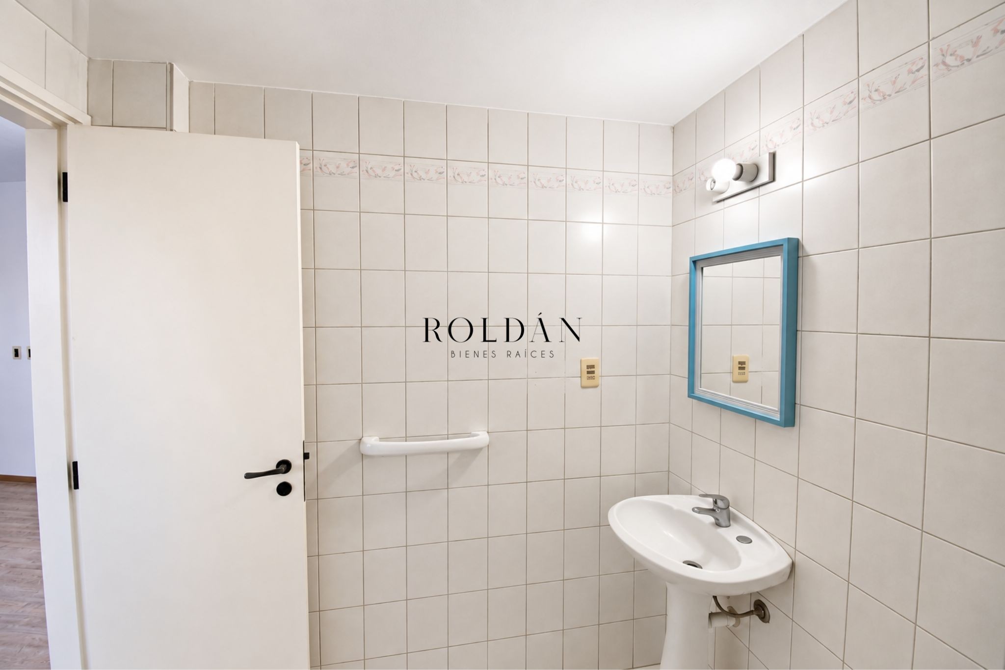 Oficina Alquiler Centro Torre Del Gaucho 3 Privados 60mts Cuadrados Porteria · Foto 7