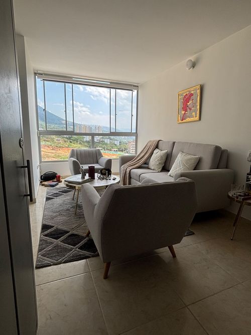 Apartamento de 3 alcobas en venta en Carrizal Campestre, Girón, 61 m² · foto 4 de 15