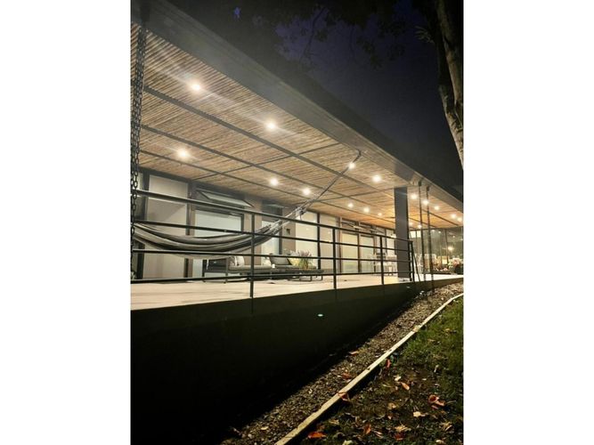 Casa de 4 alcobas en venta en San Jose, Armenia, 500 m² · foto 2 de 23