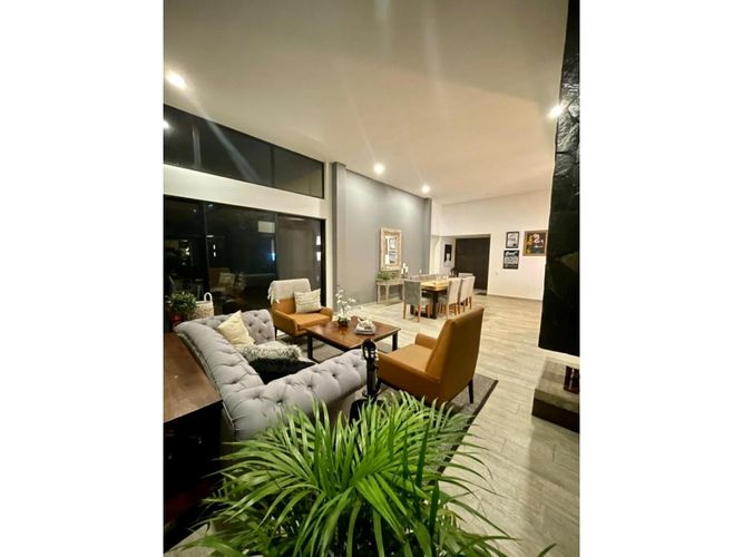 Casa de 4 alcobas en venta en San Jose, Armenia, 500 m² · foto 8 de 23