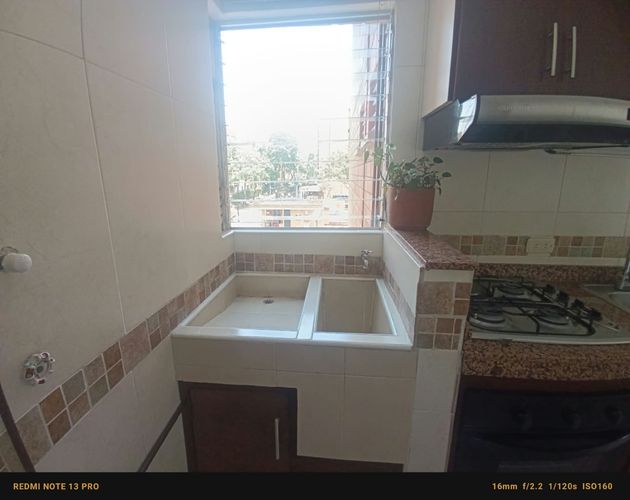 Apartamento de 2 alcobas en venta en Cañaverales, Cali, 60 m² · foto 6 de 24