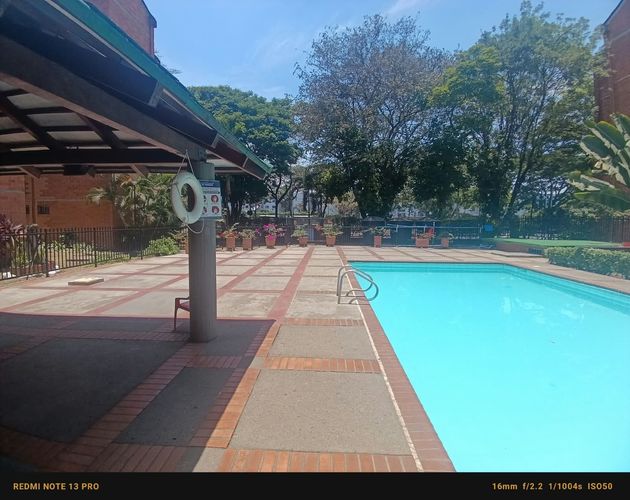 Apartamento de 2 alcobas en venta en Cañaverales, Cali, 60 m² · foto 23 de 24