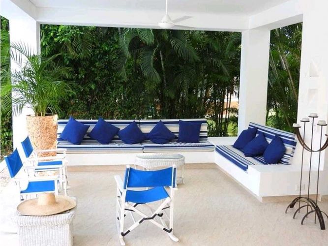 Casa de 4 alcobas en venta en Br. La Vitrina, Girardot, 330 m² · foto 8 de 23