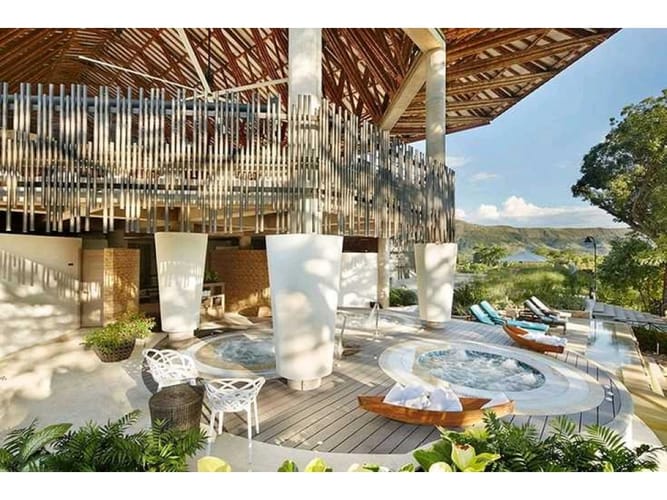 Casa de 4 alcobas en venta en Br. La Vitrina, Girardot, 330 m² · foto 17 de 23