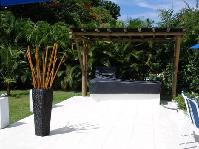 Casa de 4 alcobas en venta en Br. La Vitrina, Girardot, 330 m² · foto 19 de 23