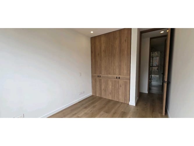 Apartamento de 3 alcobas en venta en Chicó Navarra, Bogotá, 150 m² · foto 12 de 22