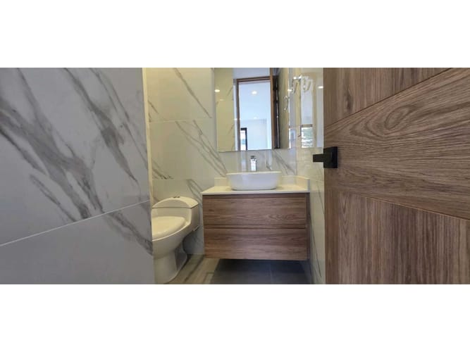 Apartamento de 3 alcobas en venta en Chicó Navarra, Bogotá, 150 m² · foto 15 de 22