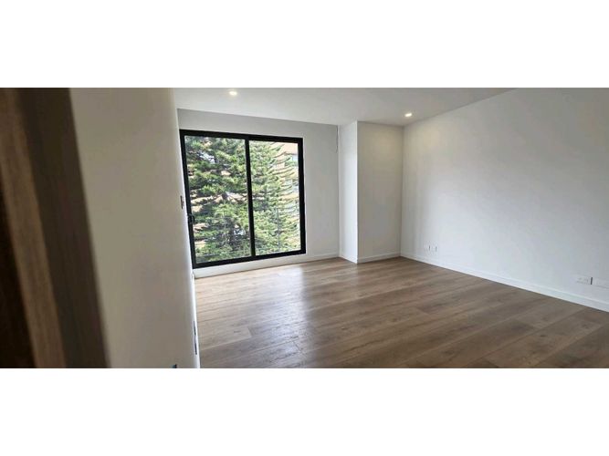 Apartamento de 3 alcobas en venta en Chicó Navarra, Bogotá, 150 m² · foto 18 de 22