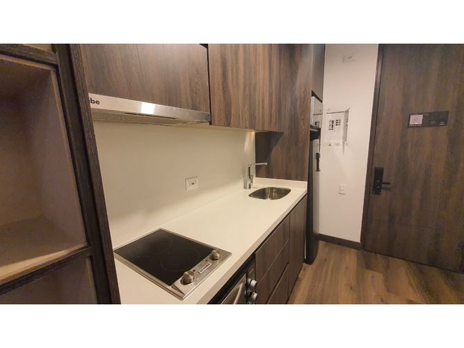 Apartaestudio en venta en Chico Norte, Bogotá, 33 m² · foto 6 de 19