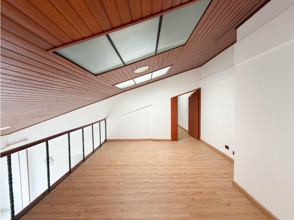 Apartamento en venta en Cedritos, Bogotá · foto 8 de 18