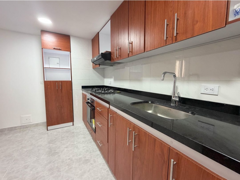 Apartamento en venta en Cedritos, Bogotá · foto 12 de 18