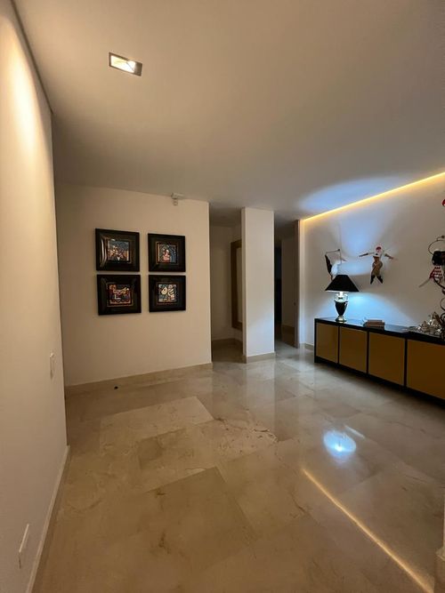 Apartamento de 3 alcobas en arriendo en Normandia, Cali, 305 m² · foto 12 de 21