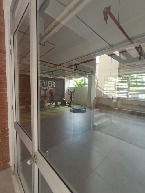 Apartamento de 2 alcobas en venta en Hacienda Santa Cruz, Ibagué, 43 m² · foto 21 de 24
