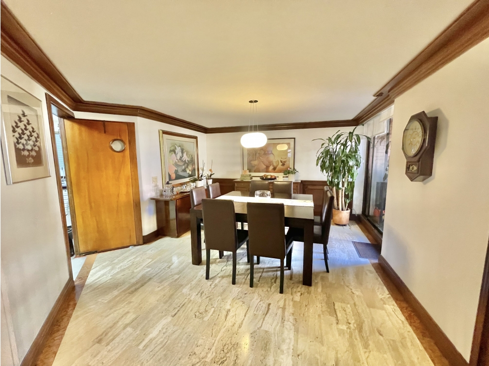 Apartamento en venta en Chicó Navarra, Bogotá · foto 3 de 21