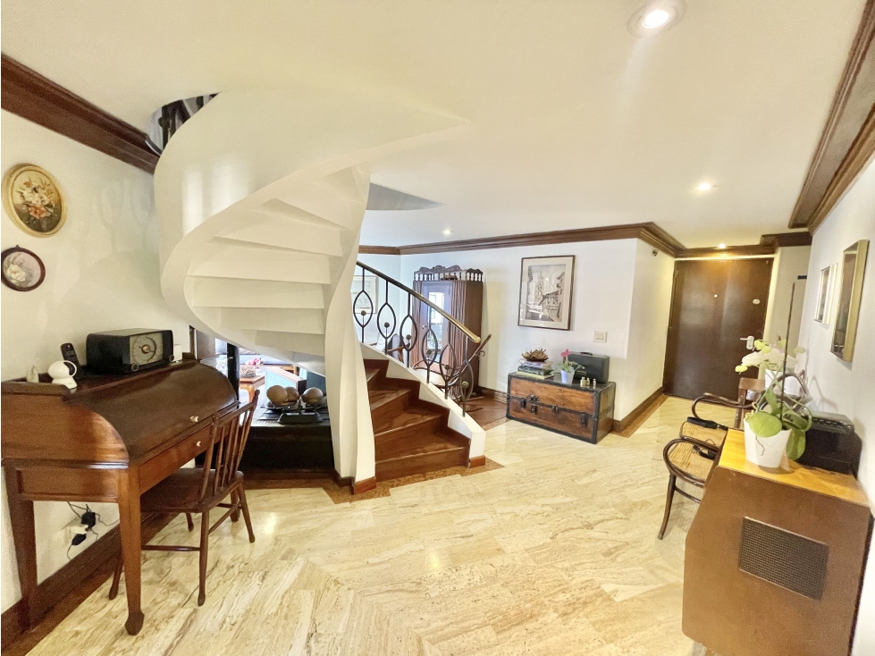 Apartamento en venta en Chicó Navarra, Bogotá · foto 4 de 21