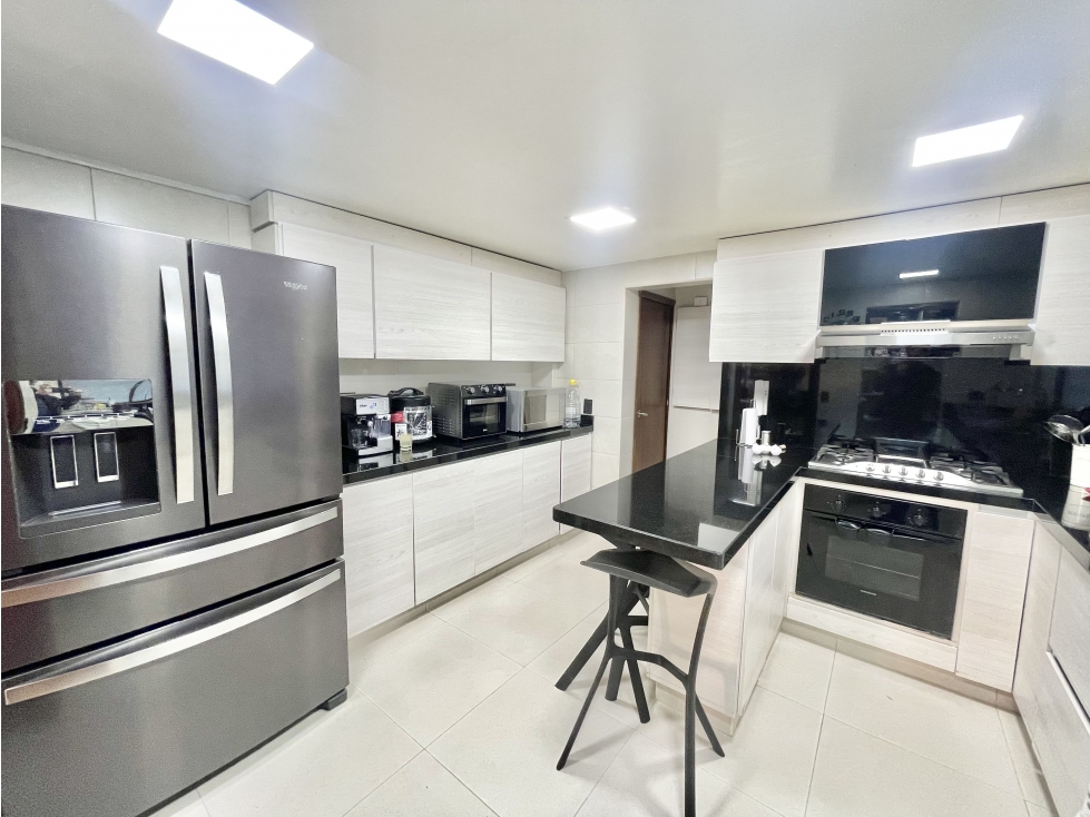 Apartamento en venta en Chicó Navarra, Bogotá · foto 7 de 21