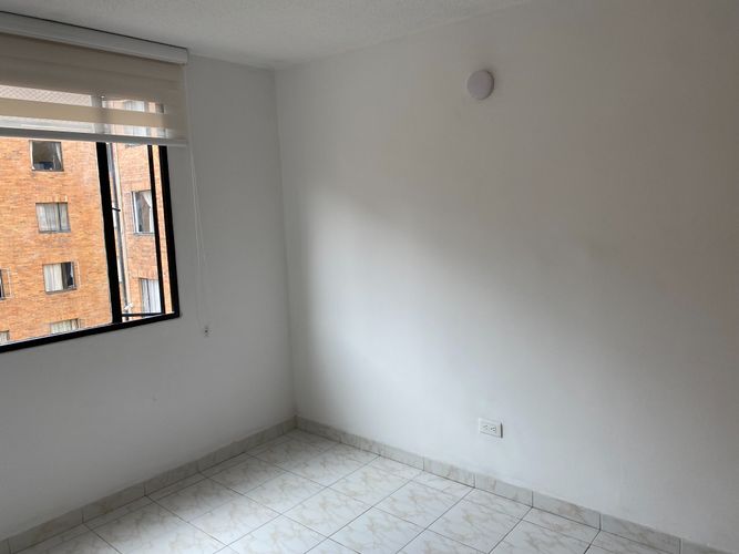 Apartamento de 3 alcobas en venta en Fontibon, Bogotá, 58 m² · foto 10 de 21