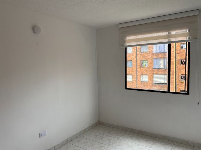 Apartamento de 3 alcobas en venta en Fontibon, Bogotá, 58 m² · foto 17 de 21