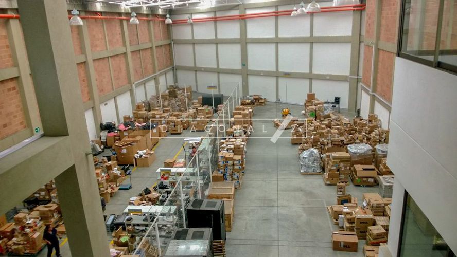 Bodega en venta en Siberia, Cota, 1228 m² · foto 3 de 10