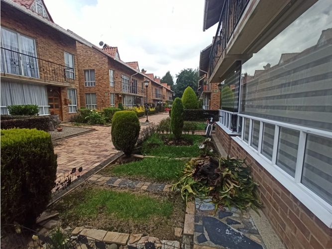 Casa de 4 alcobas en venta en Centro, Funza, 120 m² · foto 2 de 24