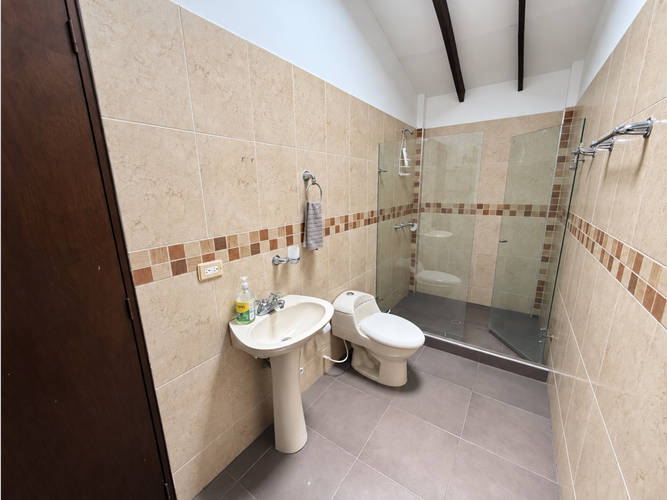 Casa de 3 alcobas en venta en Alfaguara, Jamundí, 450 m² · foto 24 de 24