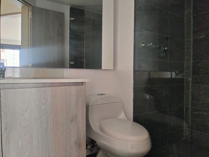 Apartamento de 3 alcobas en arriendo en El Poblado, Medellín, 109 m² · foto 13 de 13