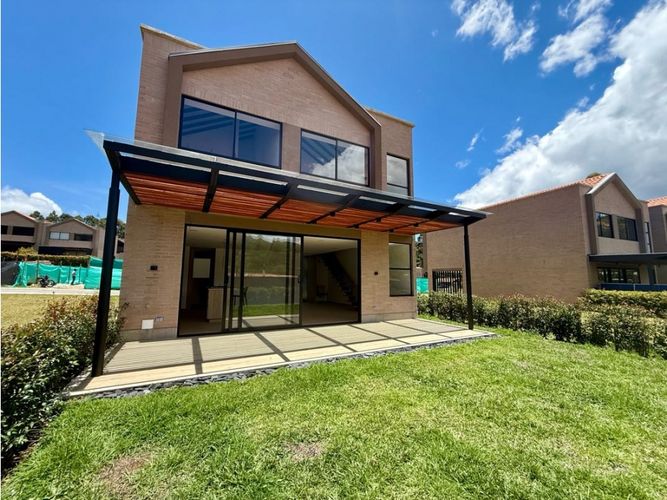 Casa de 3 alcobas en venta en Pantanillo, El Retiro, 183 m² · foto 3 de 24