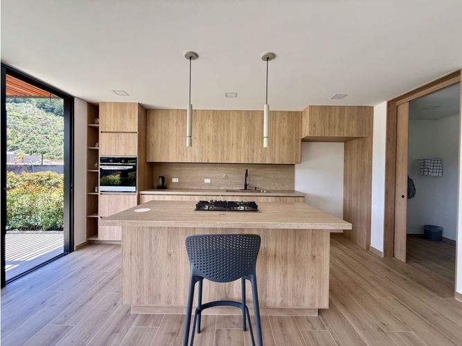 Casa de 3 alcobas en venta en Pantanillo, El Retiro, 183 m² · foto 11 de 24